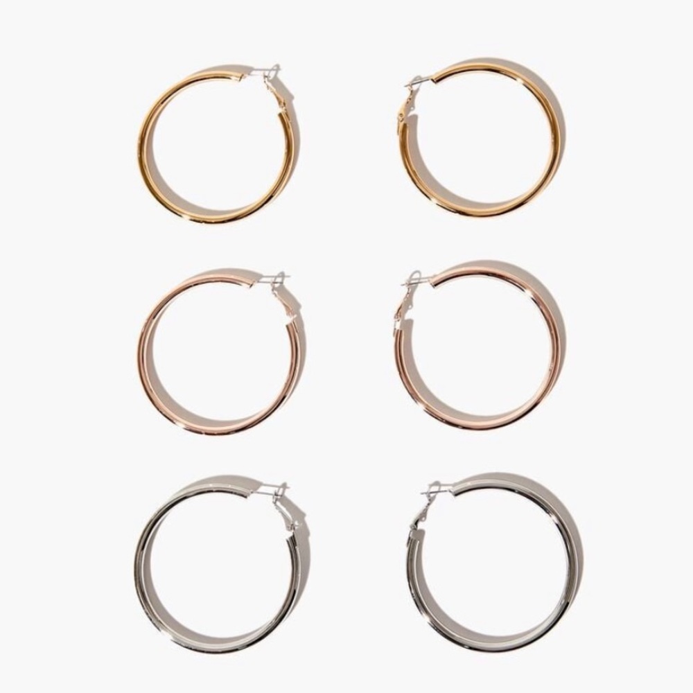 Hoop earring set